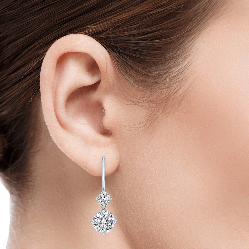 Round Diamond Dangle Earrings - Marvels Co.